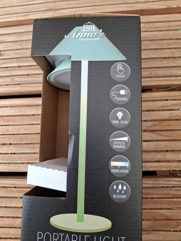 Oplaadbare, waterbestendige lamp - Lichtgroen beschikbaar voor biedingen