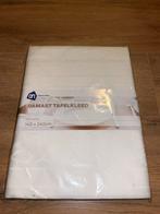 Nieuw Damast Tafelkleed - 140x240cm, Huis en Inrichting, Tafelkleden, Ophalen of Verzenden, Nieuw, Rechthoek, Binnen