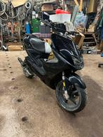 Ik ben op zoek naar Yamaha Aerox,Yamaha MBK-mopeds en andere, Ophalen of Verzenden, Zo goed als nieuw, Aerox