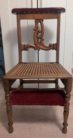 Bidstoel puur eikenhout en velours., Antiek en Kunst, Antiek | Meubels | Stoelen en Banken, Ophalen