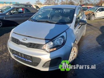 Richtingaanwijzer Schakelaar van een Kia Rio beschikbaar voor biedingen