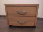 Nachtkastje op wieltjes - Perfecte staat!, Huis en Inrichting, Slaapkamer | Nachtkastjes, Minder dan 45 cm, Ophalen of Verzenden