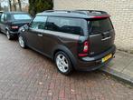 Mini Clubman chili 1.6 16V Cooper 2008 full options, Auto's, Mini, Voorwielaandrijving, 4 cilinders, Bruin, 4 stoelen