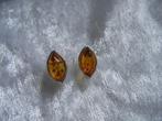 Mooie kleine ovale Zilveren Oorstekers met Barnsteen, Sieraden, Tassen en Uiterlijk, Antieke sieraden, Verzenden, Zilver, Oorbellen
