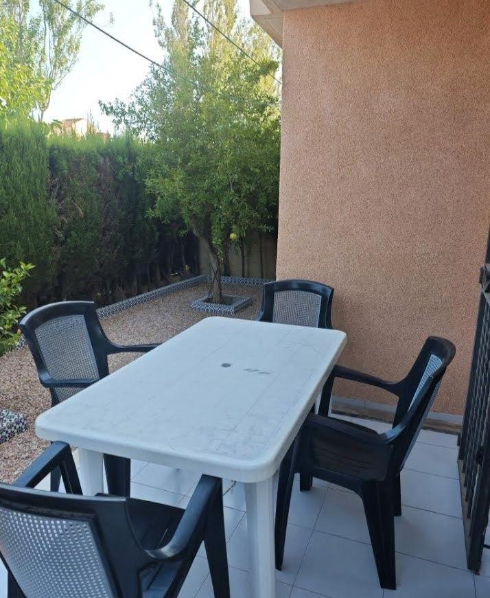 Torrevieja : App met privé tuintje - 2 slpk - privé parking, Vakantie, Vakantiehuizen | Spanje, Costa Blanca, Appartement, Aan zee