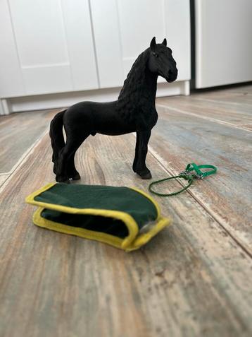 Schleich Paard met Deken & Halster beschikbaar voor biedingen