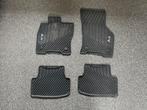 Originele Audi A3 8Y rubberen mattenset, Ophalen of Verzenden, Zo goed als nieuw