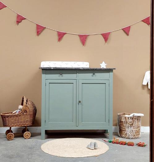 Vintage commode speelgoedkast marmer groen hout babykamer, Kinderen en Baby's, Kinderkamer | Commodes en Kasten, Zo goed als nieuw