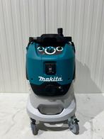 Makita VC4210M Stofzuiger M-klasse – Zo Goed Als Nieuw, Ophalen of Verzenden, Zo goed als nieuw, Minder dan 1200 watt, Stofzuiger