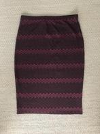 Bordeaux rode rok maat 38., Kleding | Dames, Rokken, Maat 38/40 (M), H&M, Nieuw, Ophalen of Verzenden