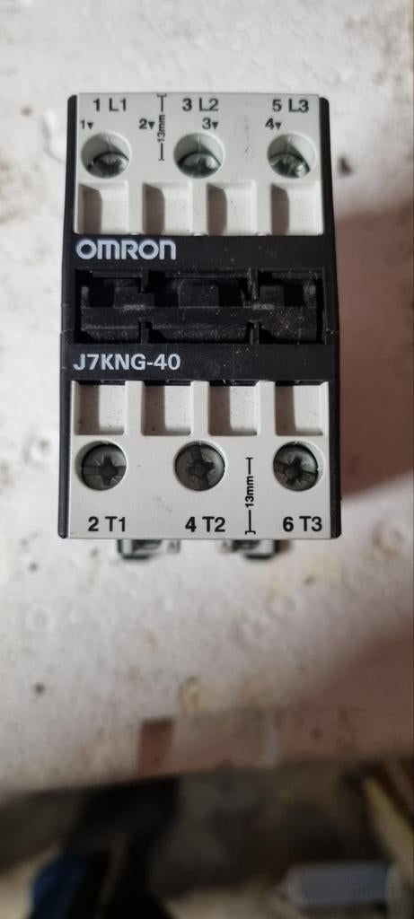 Nieuwe Omron relais J7KNG-40, Ophalen of Verzenden