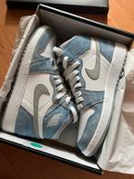 Air Jordan 1 Hyper Royal White, Kleding | Heren, Schoenen, Verzenden, Nieuw, Overige kleuren, Nike