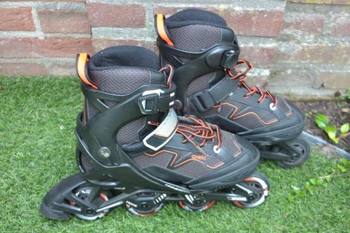 Oxelo Skeelers, verstelbaar maat 35/36/37/38, in goede staat, Sport en Fitness, Skeelers, Zo goed als nieuw, Inline skates 4 wielen