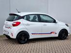 Hyundai i10 1.0 Black Line Smart / Navigatie / Cruise Contro, Voorwielaandrijving, Stof, Euro 6, 899 kg