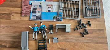 Bruder Bworld politiebureau beschikbaar voor biedingen