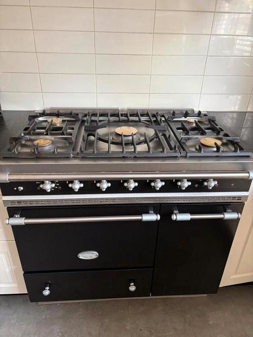 Lacanche Vougeot
zwart met Inox accenten, Witgoed en Apparatuur, Fornuizen, Zo goed als nieuw, Ophalen of Verzenden