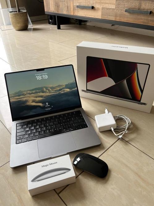 MacBook Pro 14 inch (gekocht in 2022) met magic mouse, Computers en Software, Apple Macbooks, Zo goed als nieuw, MacBook Pro, Overige groottes