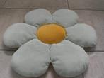 Hema Bloemvormig Kussen - Zacht en Decoratief, Ophalen of Verzenden, Zo goed als nieuw, Overige kleuren, Rond