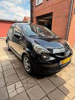 Toyota Aygo 1.0 12V Vvt-i 5DRS 2007 Zwart, Voorwielaandrijving, 4 stoelen, Handgeschakeld, Particulier