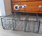 Leuk draad mandje met wit handvat, Overige materialen, Gebruikt, Mand, Ophalen of Verzenden