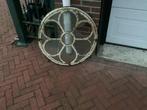 Gietijzeren ronde raam kantelbaar, Doe-het-zelf en Verbouw, Glas en Ramen, Ophalen, Gebruikt, Minder dan 80 cm