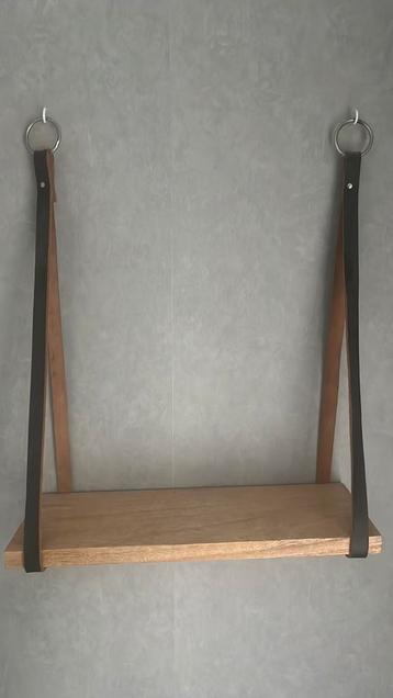 wandplank beschikbaar voor biedingen