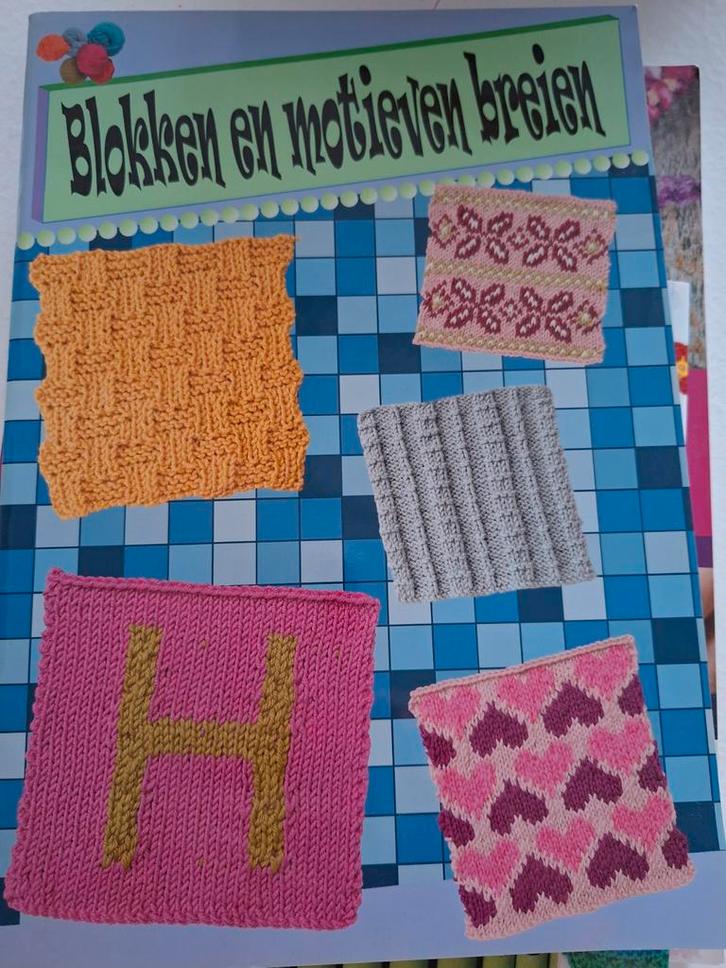 Haak- en Breiboeken, Hobby en Vrije tijd, Breien en Haken, Zo goed als nieuw, Breien of Haken, Patroon of Boek, Ophalen of Verzenden