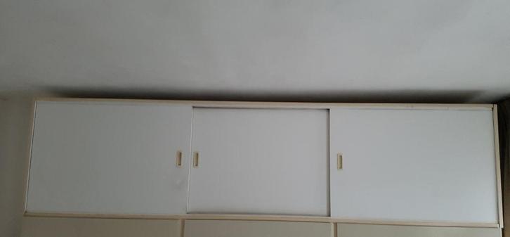 Kast wit met schuifdeuren 2.36cm lang, Huis en Inrichting, Kasten | Kledingkasten, Gebruikt, Minder dan 100 cm, 200 cm of meer