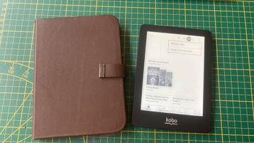 Kobo Glo, in nieuwstaat, met Kobo Sleepcover beschikbaar voor biedingen