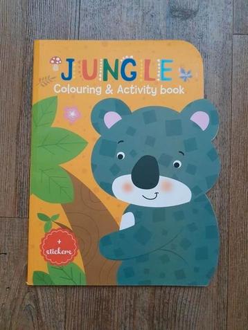Jungle kleurboek doeboek beschikbaar voor biedingen