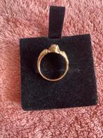 9 Karaat Gouden Leeuwen Ring met Robijntjes - Maat 17, Gebruikt, Ophalen of Verzenden, Met edelsteen, Goud