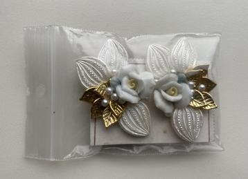 oorbellen OLD STOCK CLIP WITTE goud BLADEREN & BLOEM CL66 beschikbaar voor biedingen