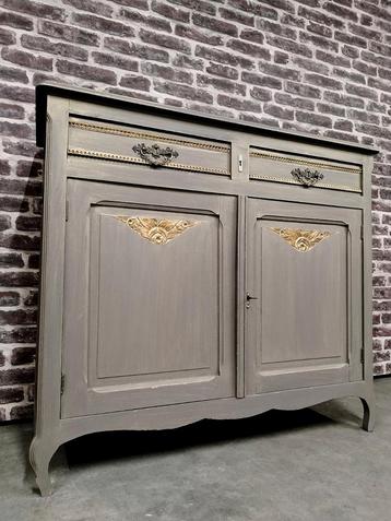Meidenkast /  Dressoir / Commode /  Ladekast  beschikbaar voor biedingen