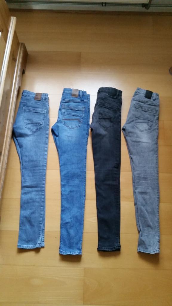 4 stuks Blue Ridge WE super skinny jeans maat 170, Kinderen en Baby's, Kinderkleding | Maat 170, Gebruikt, Jongen, Broek, Verzenden