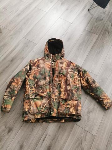 Camouflage pak realtree jas met broek  beschikbaar voor biedingen
