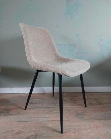 Eetkamerstoel zand boucle Chair Light and Living Stoel beschikbaar voor biedingen
