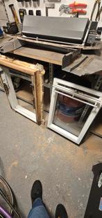 Velux dakraam GGL C02, Doe-het-zelf en Verbouw, Kozijnen en Schuifpuien, Gebruikt, Raamkozijn, 75 tot 150 cm, Hout