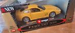 Modelauto Burago 1:24 Ferrari 550 Geel, Hobby en Vrije tijd, Modelauto's | 1:24, Ophalen of Verzenden, Zo goed als nieuw, Bburago
