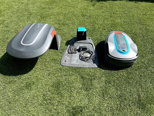 Gardena Smart Sileno City 250 incl. garage, Tuin en Terras, Robotmaaiers, Gebruikt, Minder dan 20 cm, Bestuurbaar via app, Ophalen of Verzenden