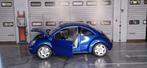 1.18 volkswagen new beetle, Hobby en Vrije tijd, Modelauto's | 1:18, Ophalen of Verzenden, Zo goed als nieuw, Auto, Bburago