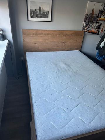 Bed 160x200