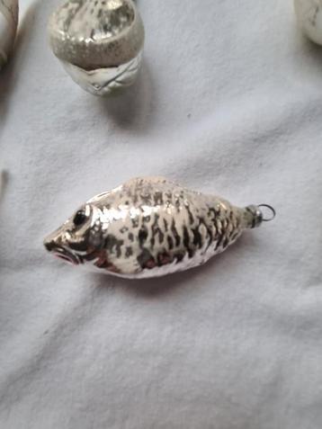 Oude kerstballen  beschikbaar voor biedingen