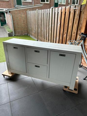 Mooi Dressoir