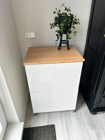 Ikea White/Wood Unit