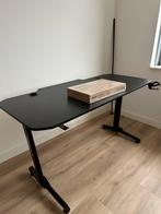 Computertafel te koop + nieuwe monitorstandaard, Huis en Inrichting, Bureaus, Ophalen of Verzenden, Gebruikt