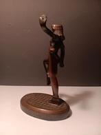 Art Deco beeldje bronslook op tin? Grand Tour, Cleopatra?, Ophalen of Verzenden