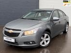 Chevrolet Cruze 1.8 LT LEDER/VOLONDERHOUD/STOELVERWARMING/NA, Auto's, Chevrolet, Voorwielaandrijving, Euro 5, 15 km/l, Gebruikt