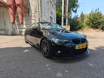 BMW 3-Serie 325i Cabrio 2007 Zwart beschikbaar voor biedingen