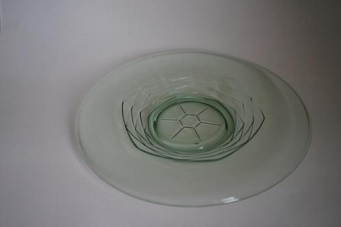 Leerdam grote licht groene schaal  Pijnappel Copier glas, Antiek en Kunst, Antiek | Glas en Kristal, Ophalen of Verzenden