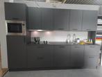 Luxe donker grijs- kleurige,  showroomkeuken met zwarte grep, Ophalen, Nieuw, Enkelwandige keuken, Bad Oeynhausen